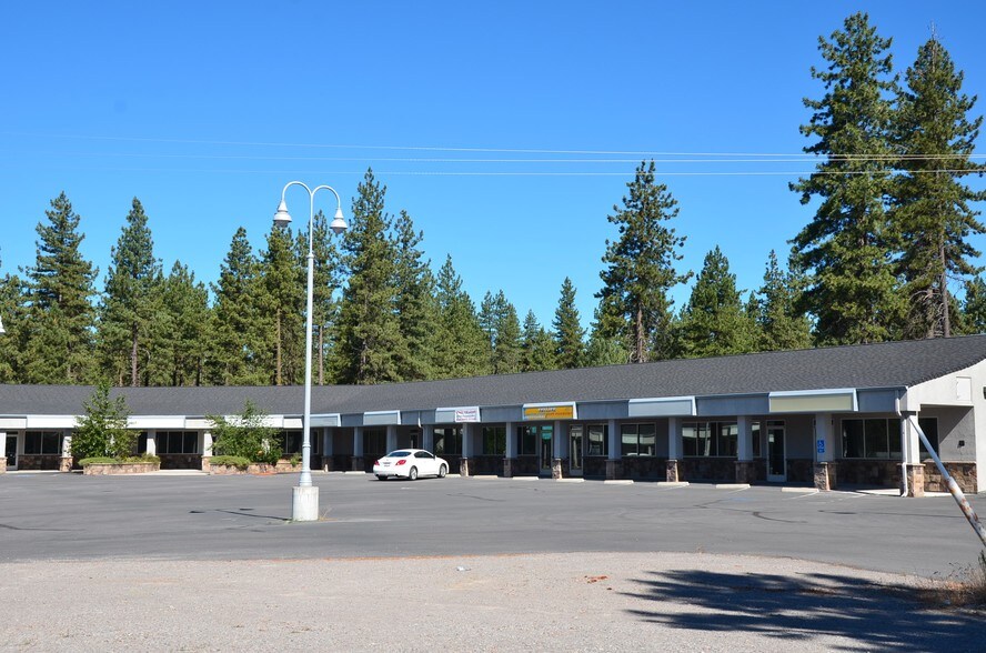 More Photos Of 690 Main St, Chester General Retail For Sale