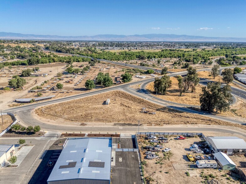 More Photos Of Angus Ln @ E Roberts Ln, Bakersfield Land For Sale