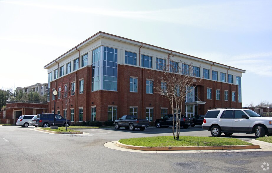 More Photos Of 9110 Railroad Dr, Manassas Park Medical For Lease