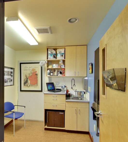 More Photos Of 4660 Table Mesa Dr, Boulder Medical For Sale