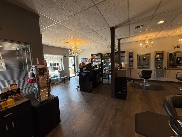 More Photos Of 55 Sound Ave, Mattituck General Retail For Lease