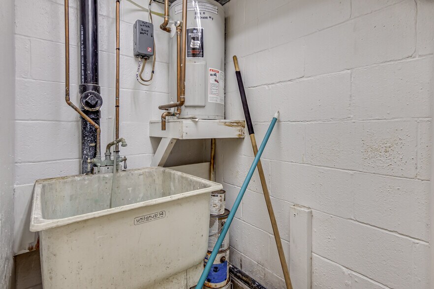 More Photos Of 3439 Babcock Blvd, Pittsburgh Office For Sale