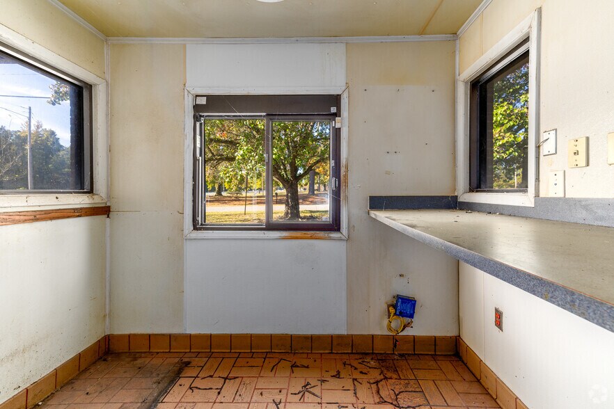 More Photos Of 1815 S Main St, Laurinburg Restaurant For Sale