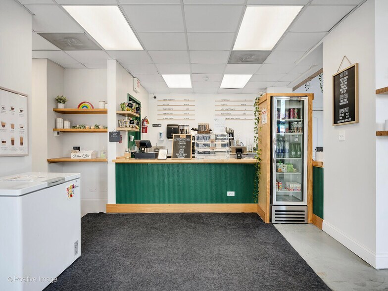 More Photos Of 501-503 Duane St, Glen Ellyn Apartments For Lease