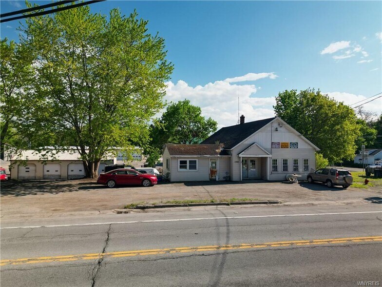 More Photos Of 11300 Ridge Rd, Medina Auto Repair For Sale