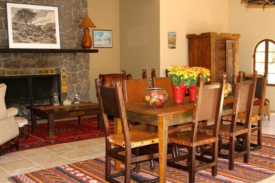 More Photos Of 1170 Rancho Robles Rd, Oracle Hotel For Sale