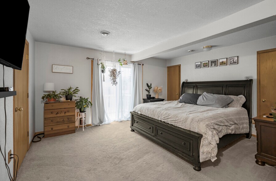 More Photos Of 104-112 Main St, Wanamingo General Retail For Sale