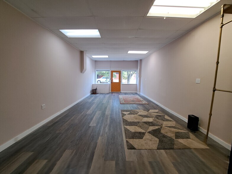 More Photos Of 5402 Magnolia Ave, Saint Louis Storefront Retail Residential For Sale