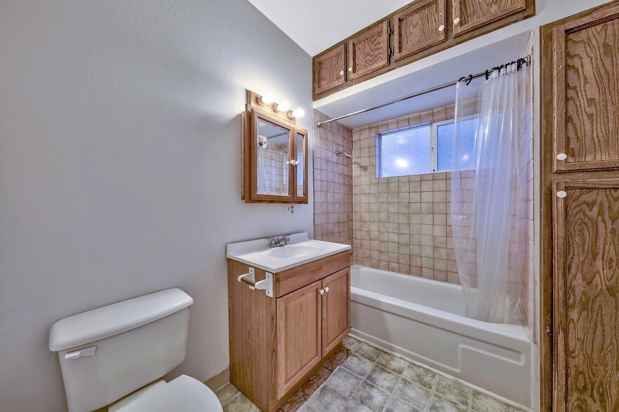 More Photos Of 2140 US Highway 50, South Lake Tahoe Warehouse For Sale