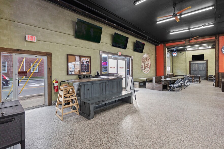 More Photos Of 97 E Main St, Batavia Office For Sale