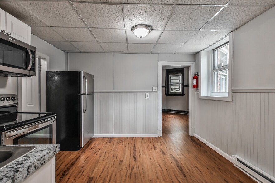 More Photos Of 403 Washington Ave, Sellersville Apartments For Sale