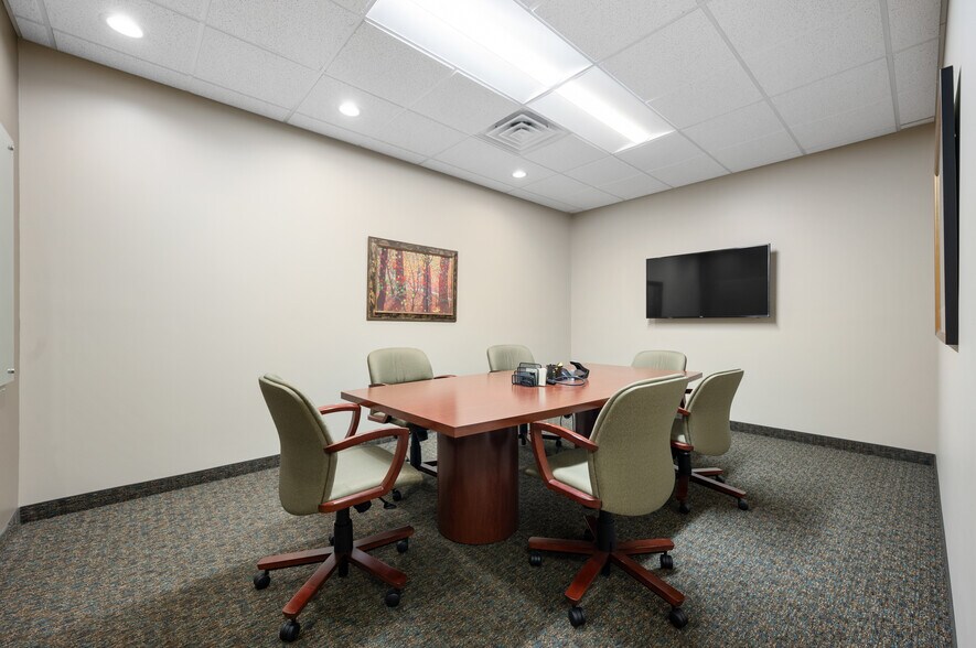 More Photos Of 3000 W White River Blvd, Muncie Office For Sale