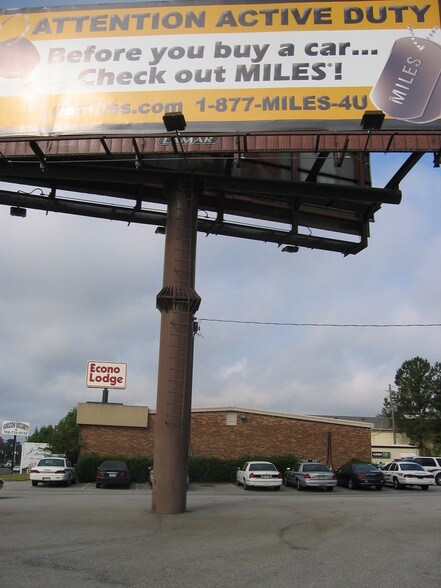 More Photos Of 2045 Gordon Hwy, Augusta Flex For Sale