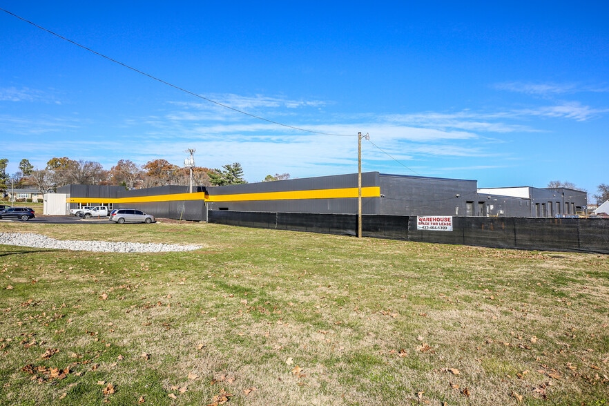 More Photos Of 500 1st Ave, Mount Pleasant Manufacturing For Lease