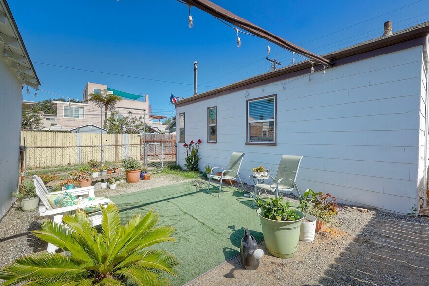 More Photos Of 4918 Del Monte Ave, San Diego Multifamily For Sale