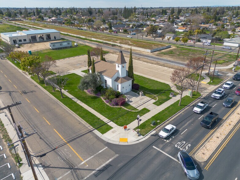 More Photos Of 896 N Mariposa Ave, Visalia Land For Sale