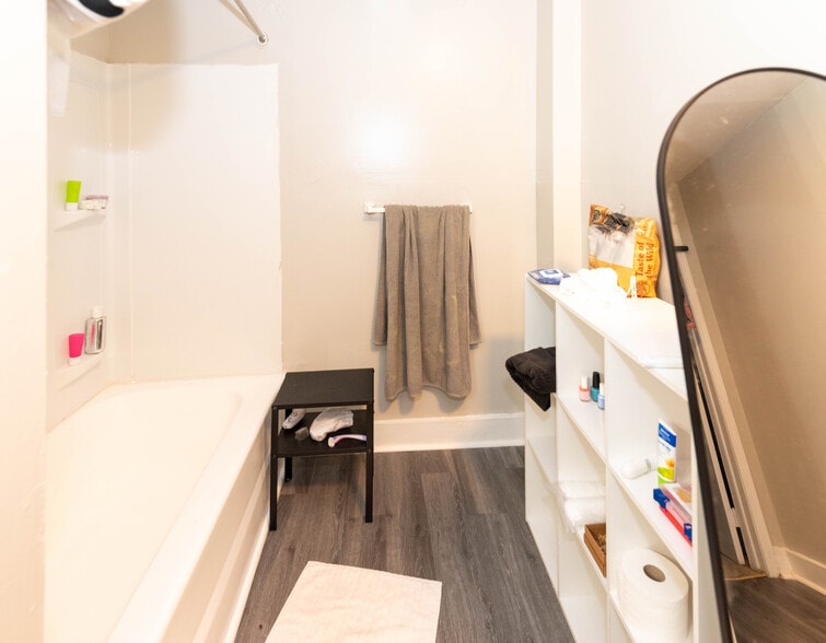 More Photos Of 50 W Biddle St, Baltimore Apartments For Sale