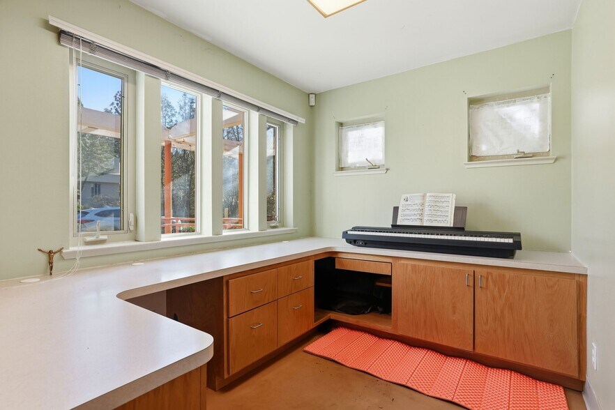 More Photos Of 1005 Fowler Way, Placerville Medical For Sale