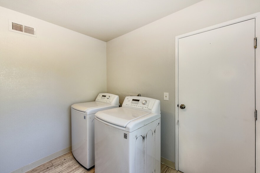 More Photos Of 7710 Sunset Ave, Fair Oaks Assisted Living For Sale