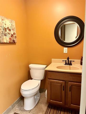 More Photos Of 6400 E Pea Ridge Rd, Huntington Medical For Lease