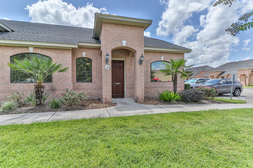 More Photos Of 5501 Louetta Rd, Spring Office For Sale