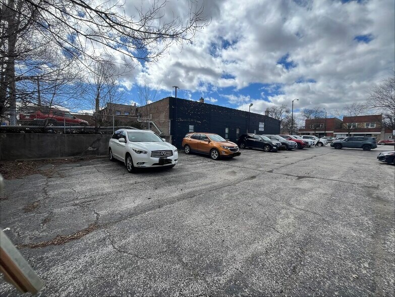 More Photos Of 10019 S Western Ave, Chicago General Retail For Sale