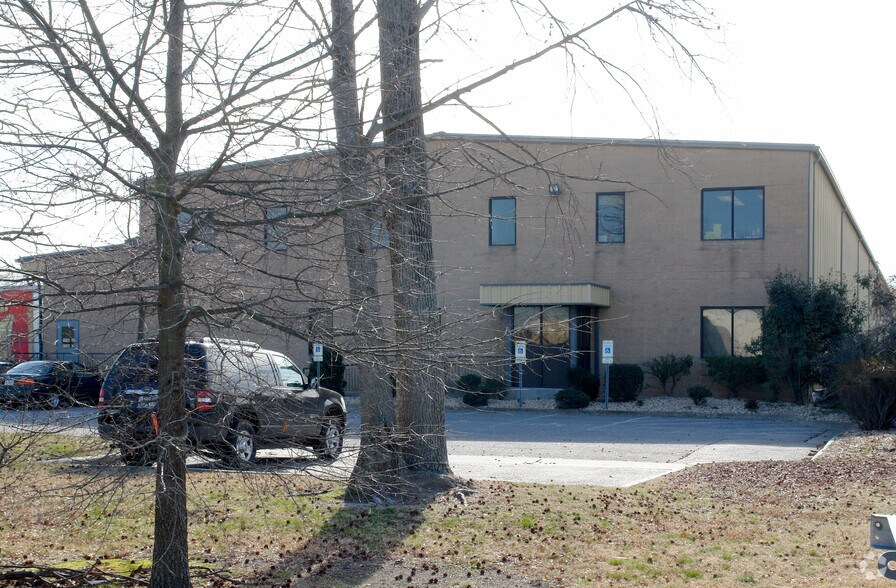 More Photos Of 909 Professional Pl, Chesapeake Distribution For Sale