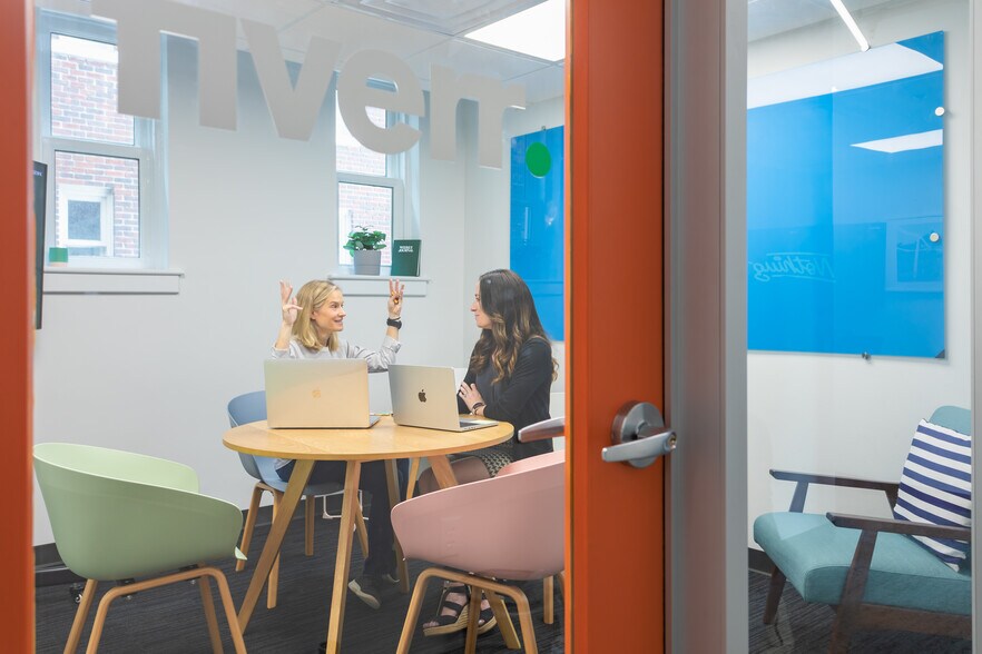 More Photos Of 37 N Orange Ave, Orlando Coworking Space