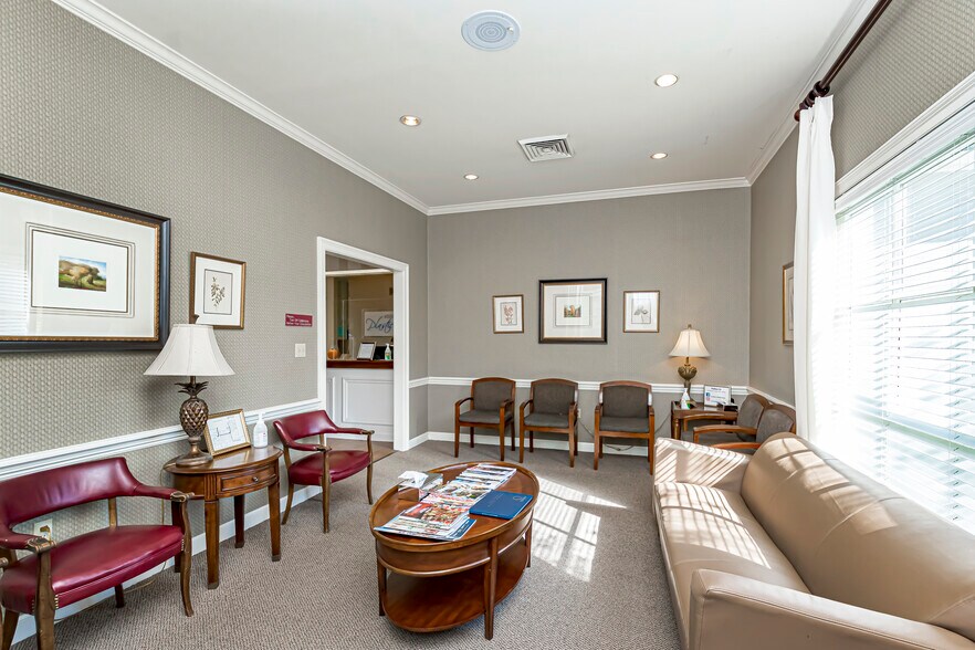 More Photos Of 8425 Cumberland Pl, Baton Rouge Medical For Lease