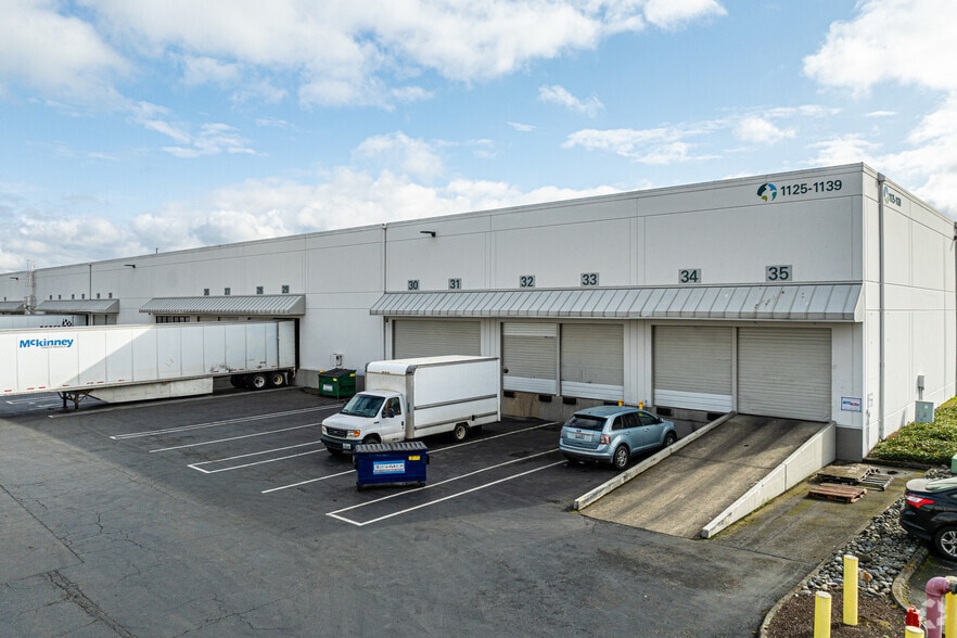 More Photos Of 1161-1177 Andover Park W, Tukwila Warehouse For Lease
