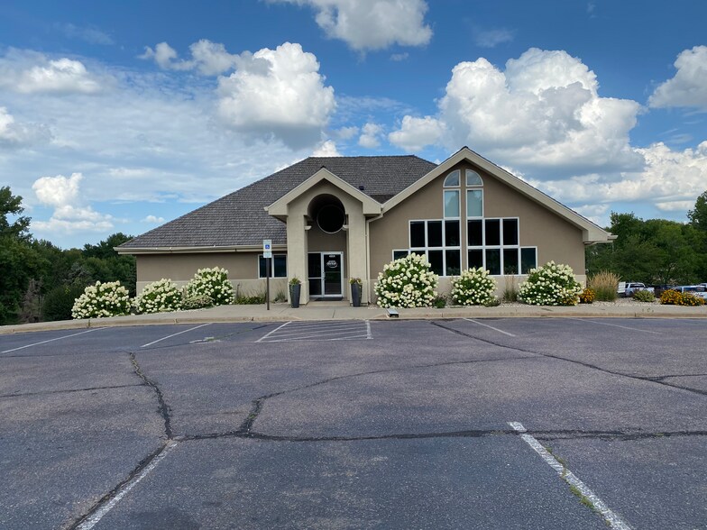 Primary Photo Of 4904 S Minnesota Ave, Sioux Falls Office For Sale