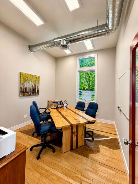 More Photos Of 210 Brooklea Dr, Fayetteville Freestanding For Sale