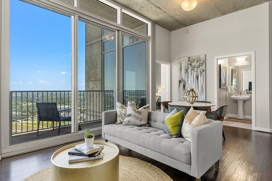 More Photos Of 5927 Almeda Rd, Houston Apartments For Lease