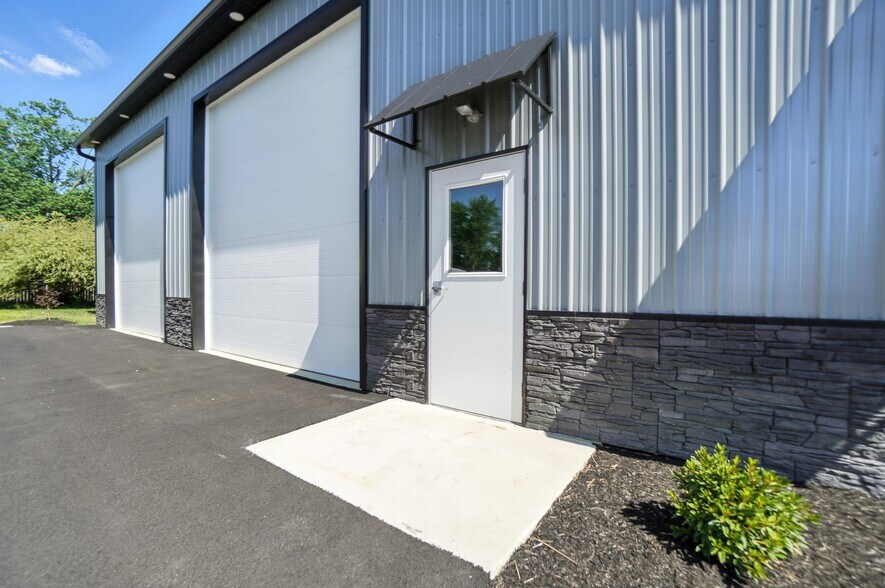 More Photos Of 126 Lotze St, Findlay Flex For Sale