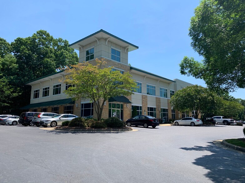More Photos Of 115 Crescent Commons Dr, Cary Medical For Lease