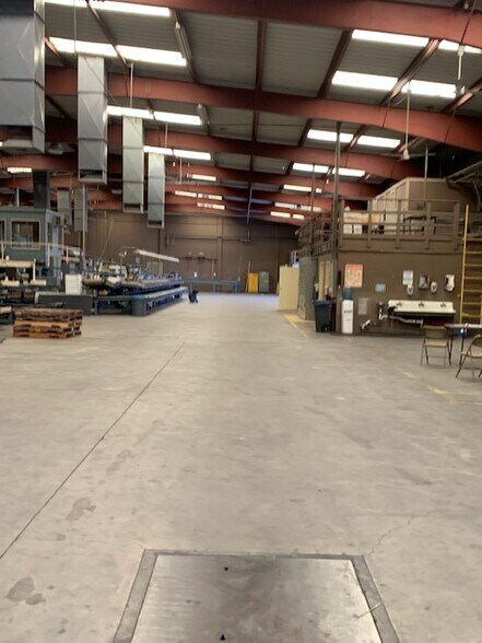 More Photos Of 10537 Boone Dr, Sultana Refrigeration Cold Storage For Sale