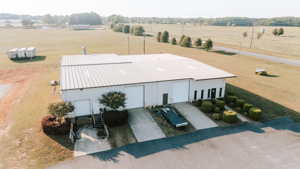 More Photos Of 4900 Highway 98 E, Comer Warehouse For Sale