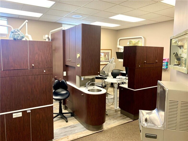 More Photos Of 3904 Beck Rd, Saint Joseph Medical For Lease