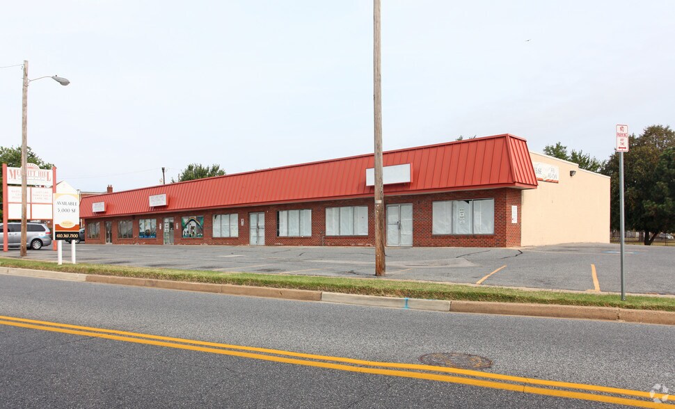 Primary Photo Of 7446-7450 German Hill Rd, Dundalk Storefront For Lease