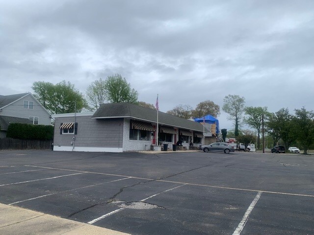 More Photos Of 284 Mantoloking Rd, Brick General Retail For Sale