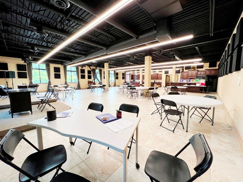 More Photos Of 3620 Swiftwater Park Dr, Suwanee Loft Creative Space For Sale