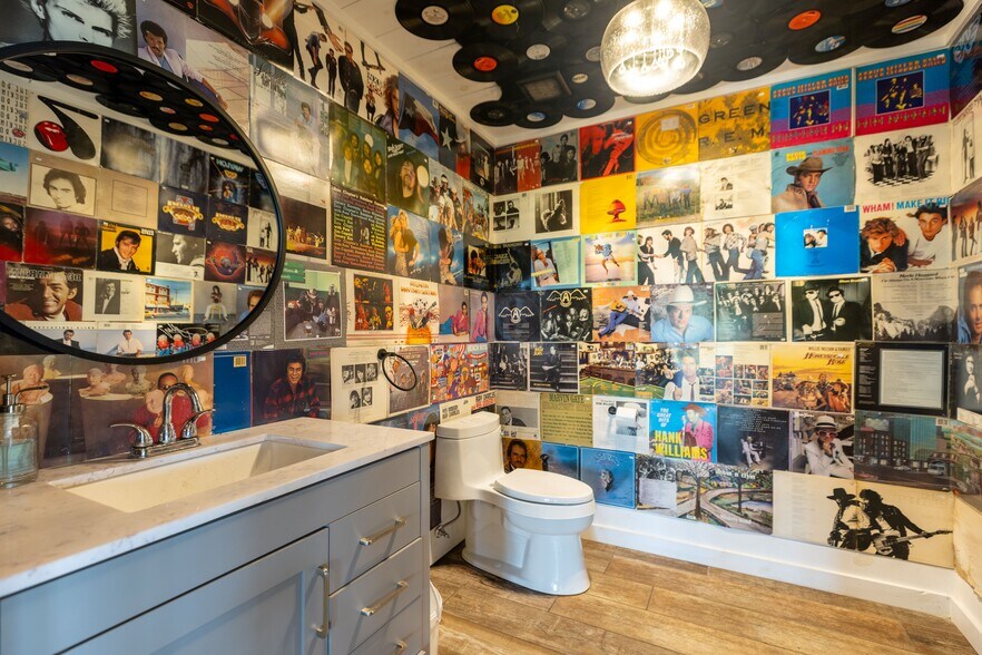 More Photos Of 2199 Roosterville Rd, Roopville Horse Stables For Sale