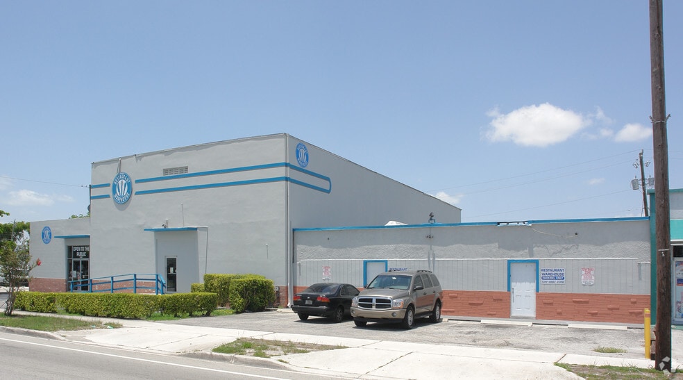 Primary Photo Of , Oakland Park Unknown For Sale