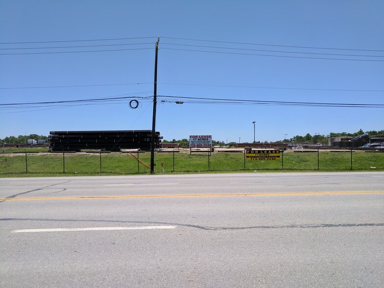 More Photos Of 11334 Beaumont Hwy, Houston Land For Lease