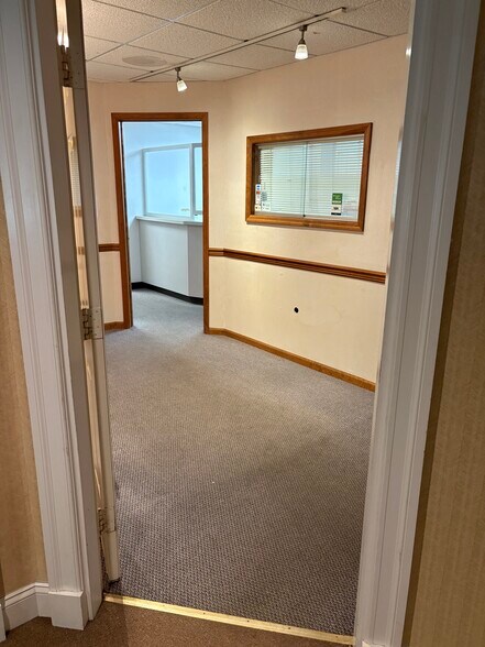 More Photos Of 1-8 Manor Dr, Hampton Medical For Sale