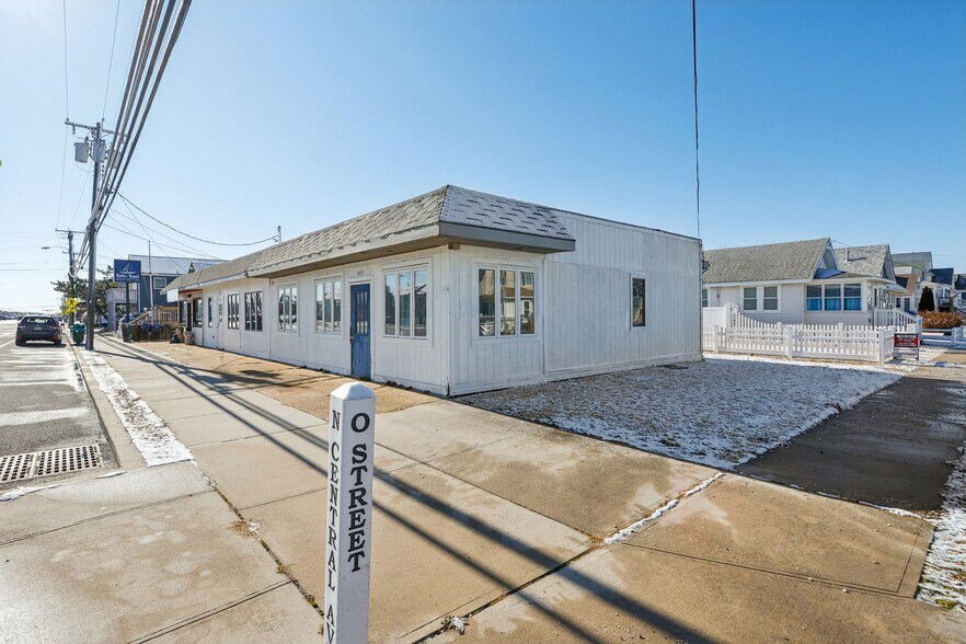 More Photos Of 1409 NW Central Ave, Seaside Park Freestanding For Sale