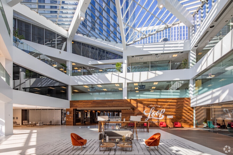 More Photos Of 8600 W Bryn Mawr Ave, Chicago Office For Lease