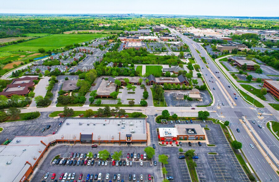 More Photos Of 16680 W Bluemound Rd, Brookfield Fast Food For Sale