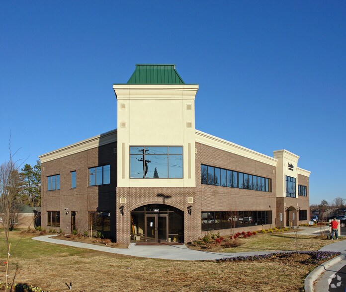 More Photos Of 1400 Eastchester Dr, High Point Office For Lease