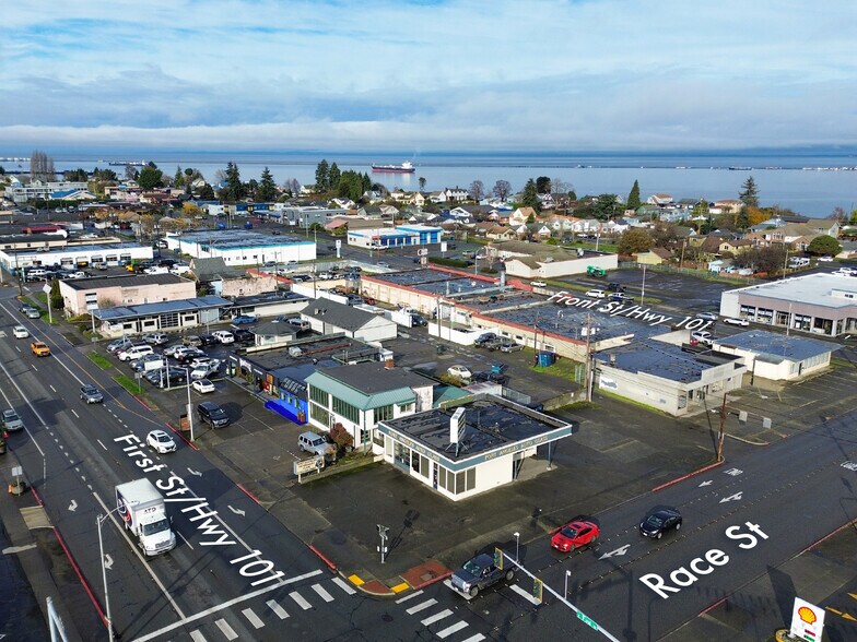 More Photos Of 833 E 1st St, Port Angeles General Retail For Sale